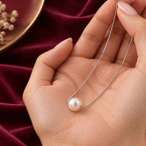 Elegant Pearl Pendant Necklace