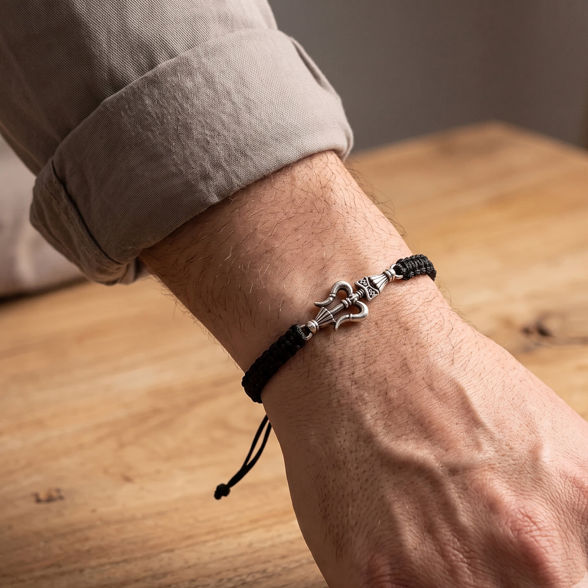 Mahadev Trishul Silver Thread Bracelet