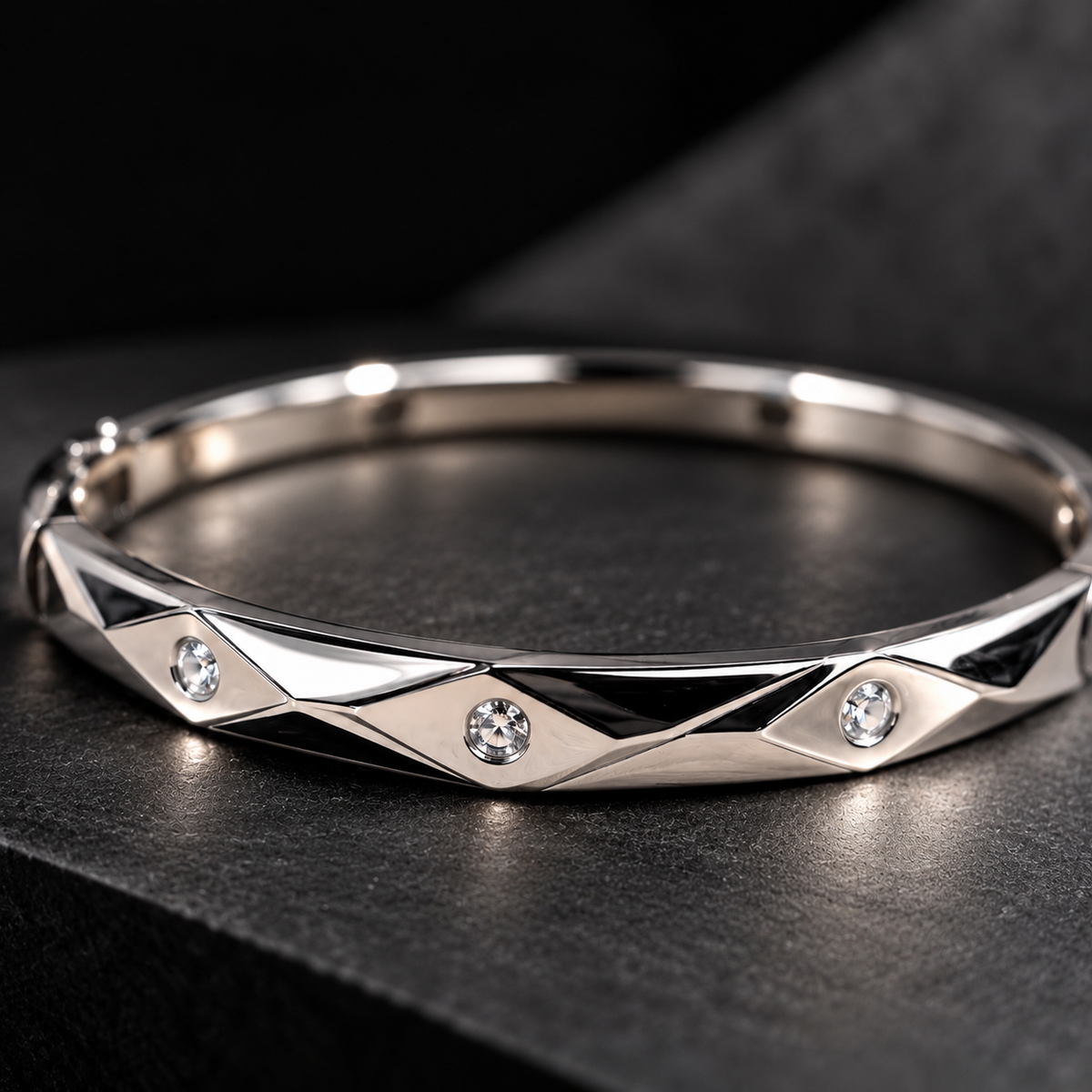 Men's Geometric Diamond Silver Kada